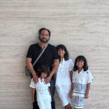 Babysitting job in Dracut: babysitting job Pervez