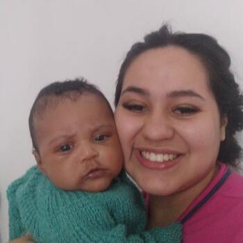 Babá São Vicente: Milena