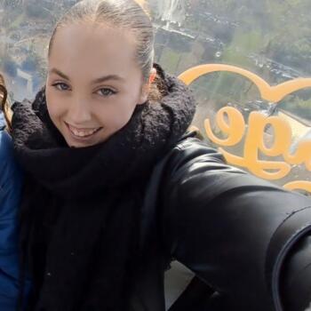 Babysitter in Poitiers: Enora