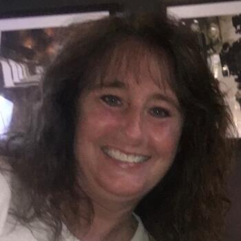 Babysitter in Grand Prairie: Angela
