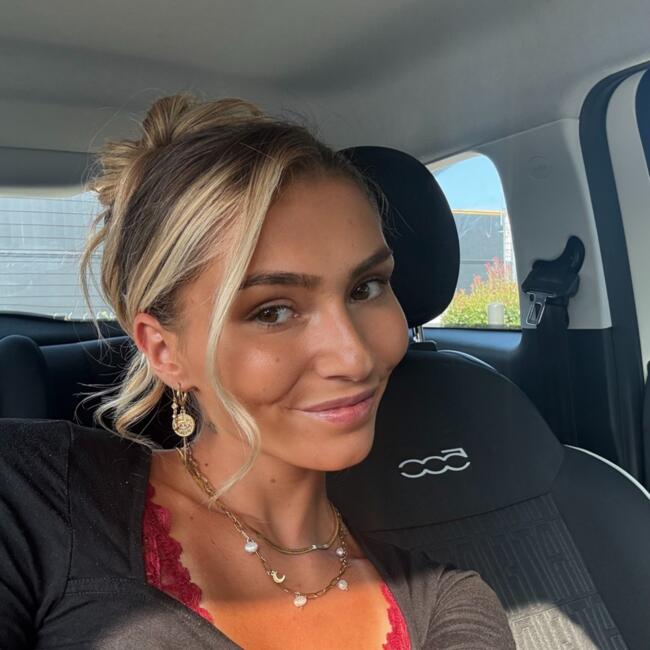 Babysitter in Douarnenez: Alice