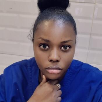 Nanny Riyadh: Maryann