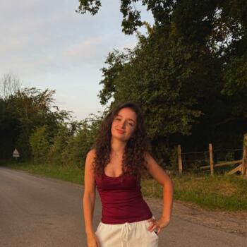 Baby-sitter Triqueville: Camille