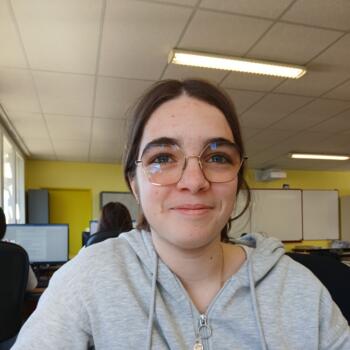 Babysitter in Billezois: Elisa