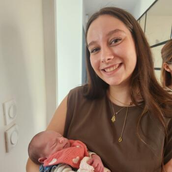 Babysitter in Lyon: Elea