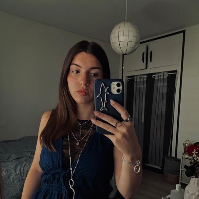 Babysitter in Saint-Pierre-d'Irube: Maureen