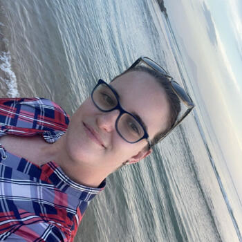 Babysitter in Port Macquarie: Mitzy