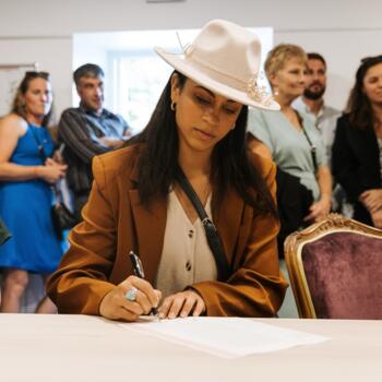 Babysitter in Saint-Contest: Océane