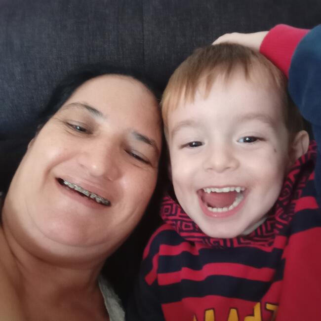 Babá em Balneário Camboriú: Elizete