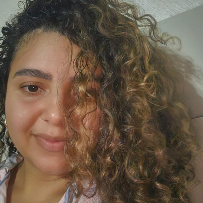 Babysitting job in Anápolis: Geisa Karoline