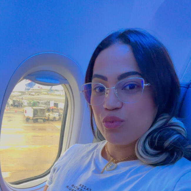 Babysitter in Porto Belo: Thays