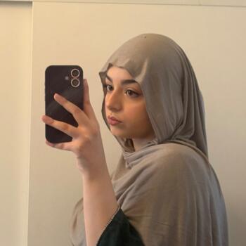 Lastenhoitaja Tampere: Fairouz