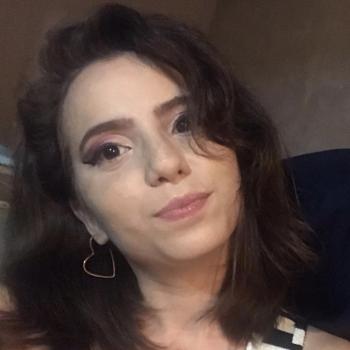 Babá Ribeirão Preto: Júlia