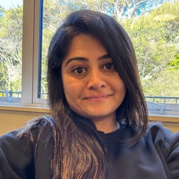 Babysitter Silverdale: Dhara