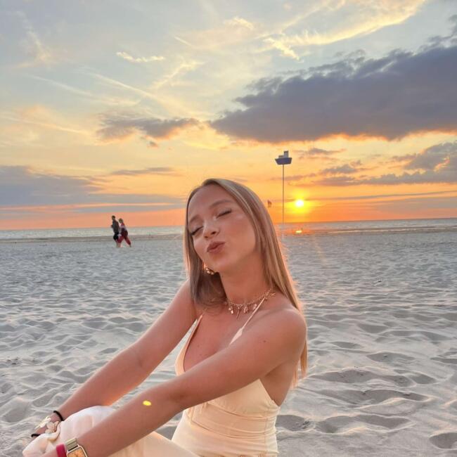 Babysitter in Béthune: Solene