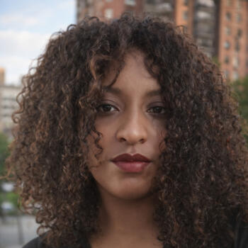 Babá em Jacareí: Valdivina