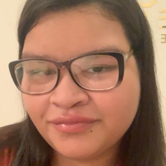 Babá em Serrana: Emilly