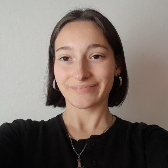 Babysitter in Hurlingham: Laura