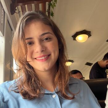 Babysitter in Laguna: Luana