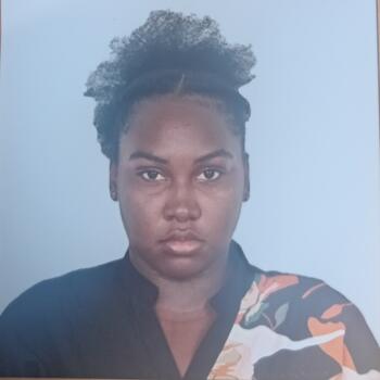 Babysitter in Portmore: Aliah