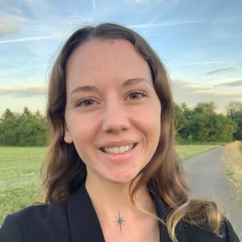 Babysitter em Dippach: Catherine