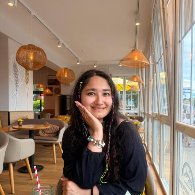 Babysitter in Berlin: Tiya