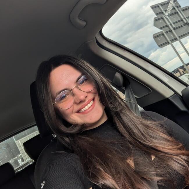 Babysitter in Vienna: Claire