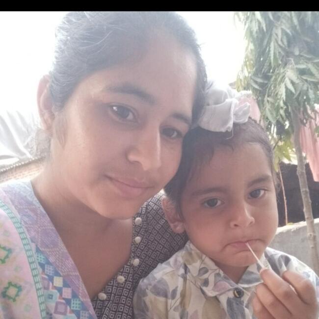Babysitter in Fatehābād (State of Punjab): Robin