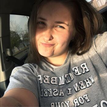 Babysitter in Milbank: Lizzie