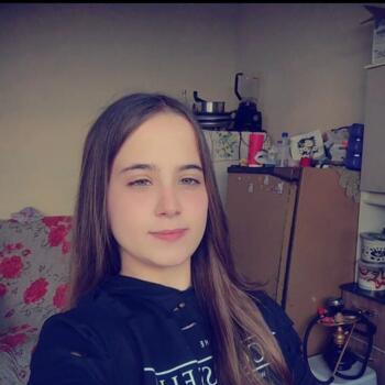 Babá em Avaré: Lara