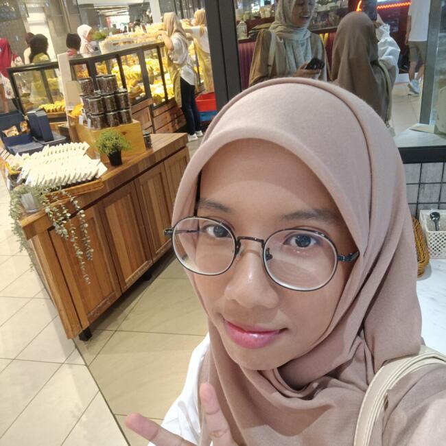 Pengasuh di Bukit Mertajam: Husna