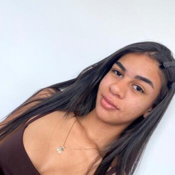 Babá em Mogi das Cruzes: Layane