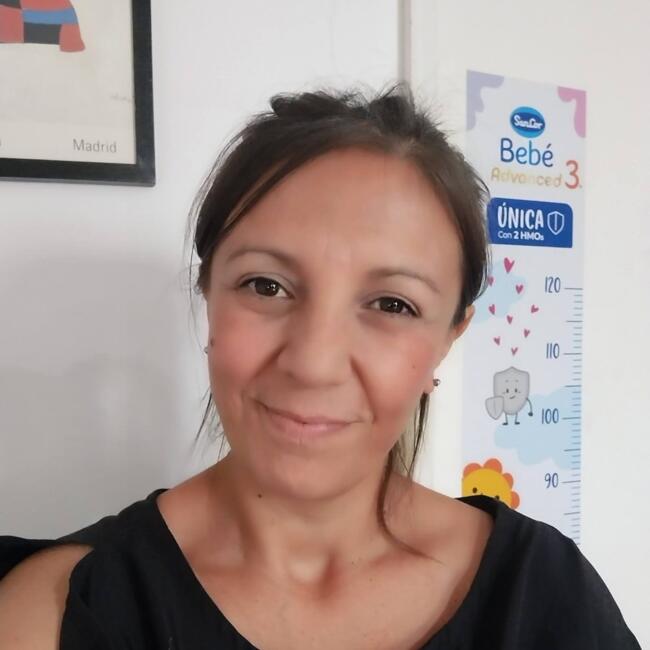 Babysitter in Buenos Aires: Laura Fernanda