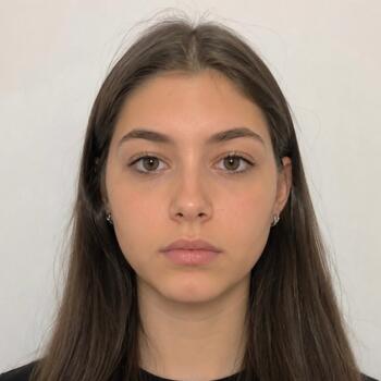 Babysitter in Gennevilliers: Lina