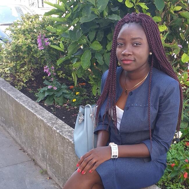 Baby-sitter in Nanterre: Bernice