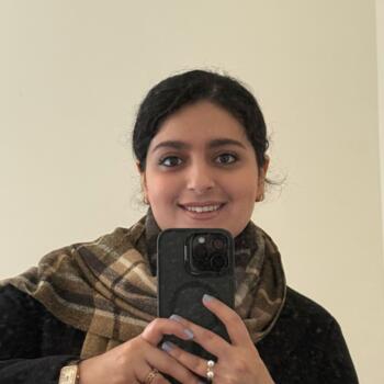 Baby-sitter in Oshawa: Negin