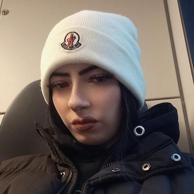 Babysitter in Mülheim: Desere