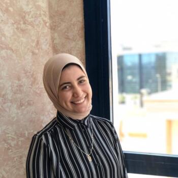Babysitter in Najrān: Esraa
