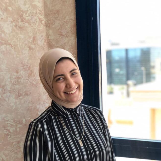 Babysitter in Najrān: Esraa