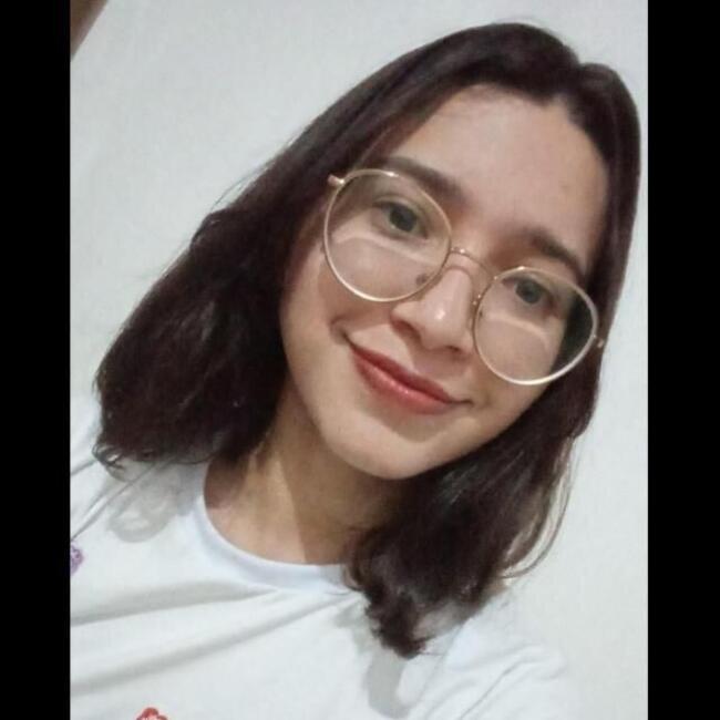 Babá em Fortaleza: Maria Tarciana