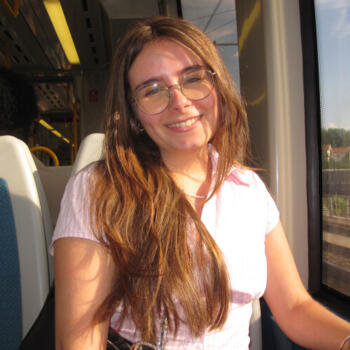 Babysitter in São Tiago de Custoias: Beatriz