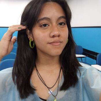 Babysitter in Manaus: Oriana Alejandra