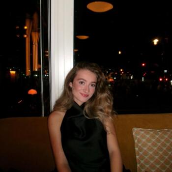 Baby-sitter à Paris: Jade