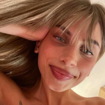 Babysitter a Anzio: Sara