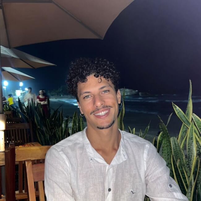 Babysitting job in Rio de Janeiro: Renan