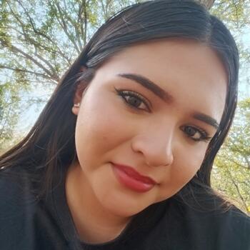 Babysitter in Guadalajara: Yesenia Yazmin