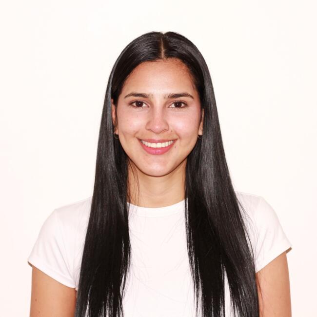 Babysitter in Sydney: Laura