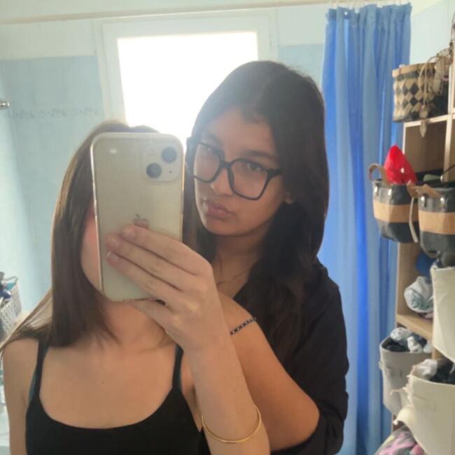 Babysitter in Nyons: Lina