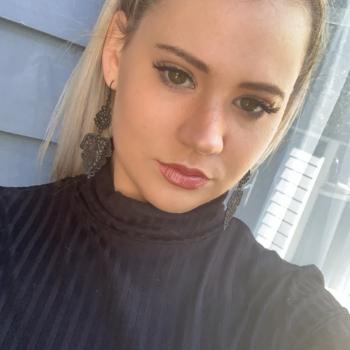 Babysitter in Brisbane: Katelyn