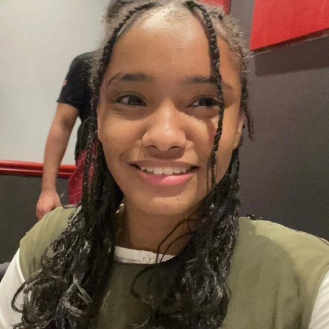 Babysitter in Richmond Hill: Sabrina